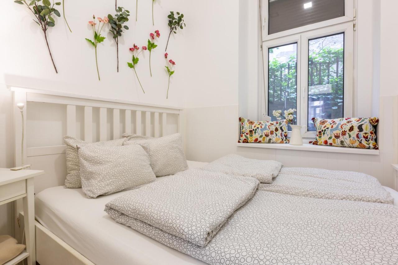 Elegant Coziness Apartamento Budapeste Exterior foto